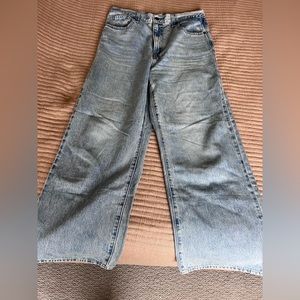 High wasted Levi pants